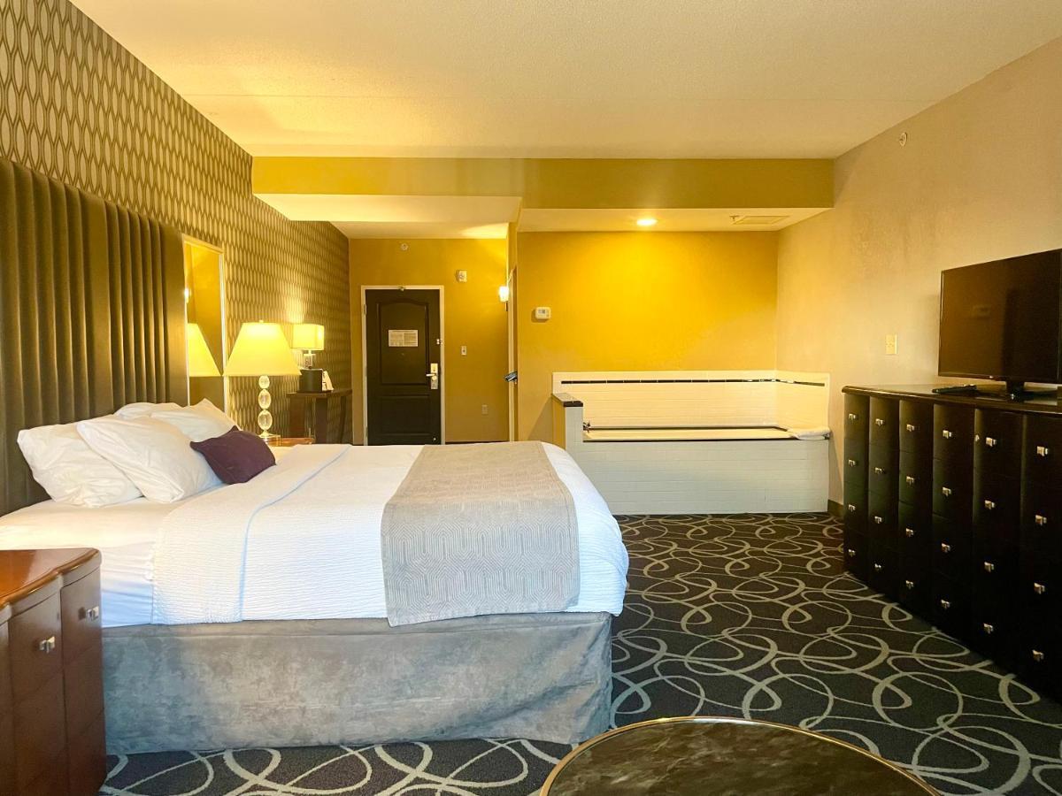 Park Manor Hotel Clifton Park Buitenkant foto A room at the Hilton Garden Inn in San Francisco