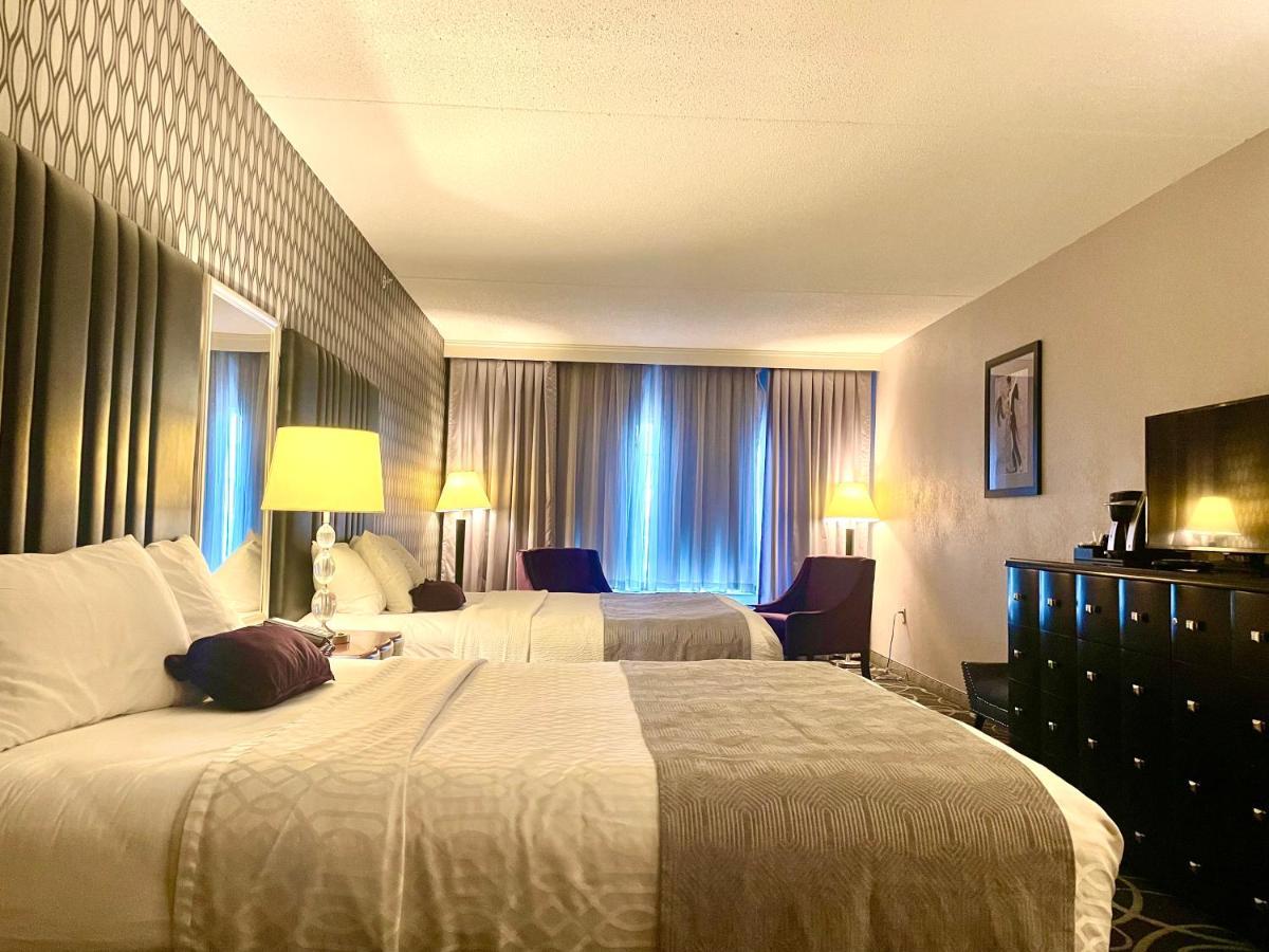 Park Manor Hotel Clifton Park Buitenkant foto A room at the hotel