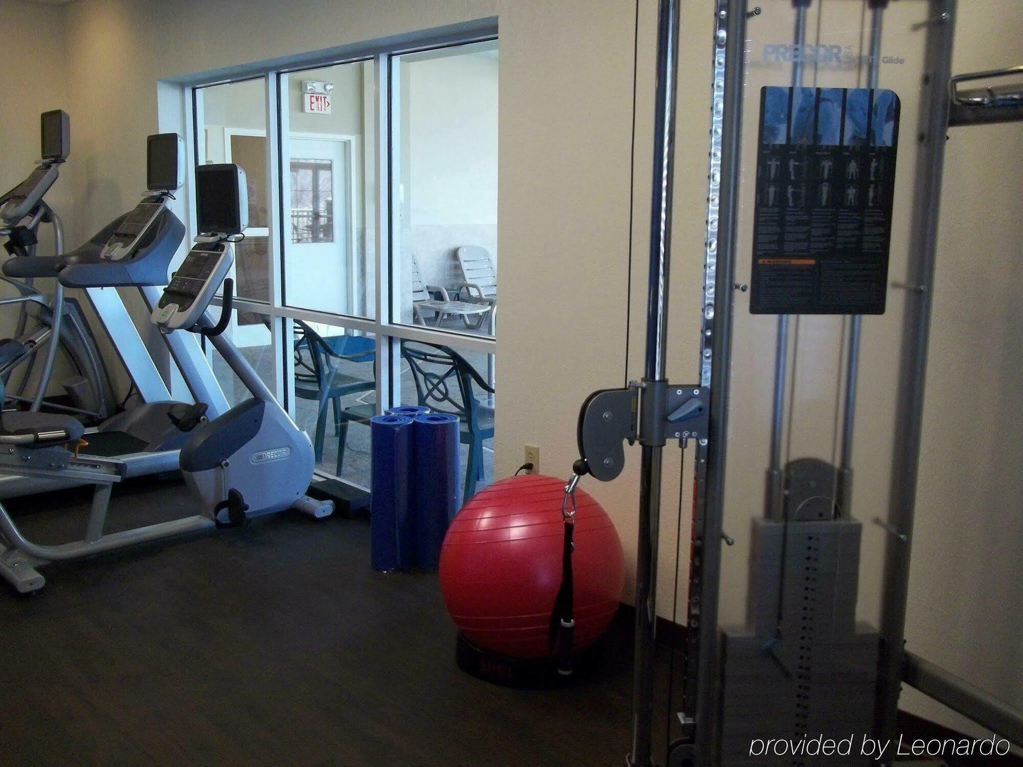 Park Manor Hotel Clifton Park Buitenkant foto A typical fitness center